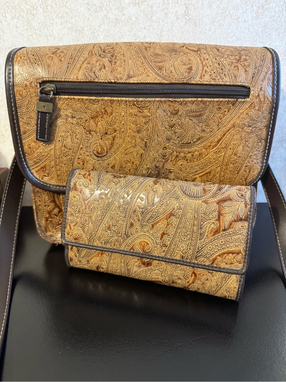 Relic Women's Brown Paisley shoulder Bag and Wallet